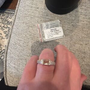 Bomb party ring size 8